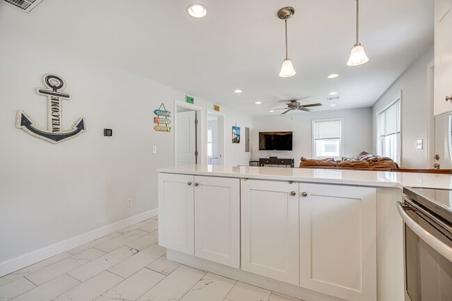 Photo - 25 Biscayne Blvd