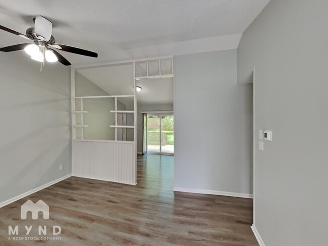 Photo - 200 Buckskin Dr