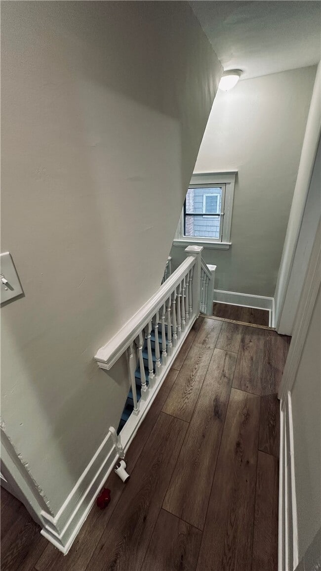 Photo - 7 Havens Ave