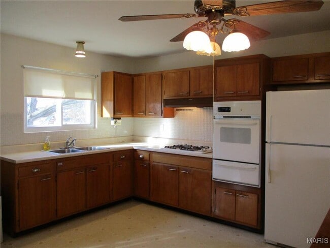 Photo - 245 Lindy Blvd