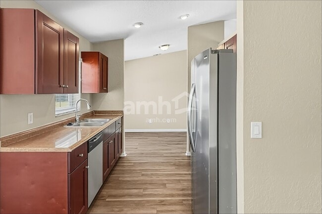 Photo - 3965 SW Laffite St