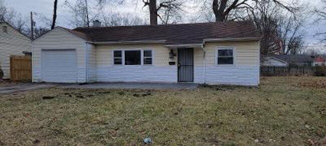Building Photo - Eastside Three Bedroom Single Family Home ...
