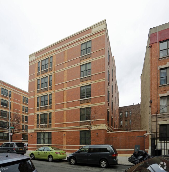 Photo - The Lenniger Residences