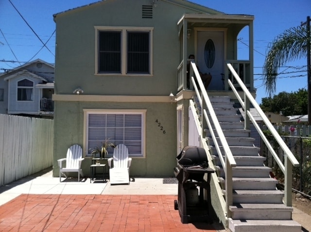 Building Photo - 4226 Wilson Ave Unit B