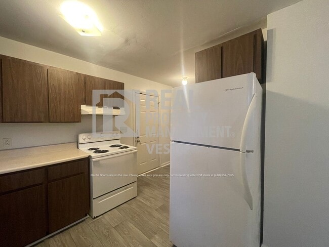 Photo - 631 Maplewood Dr