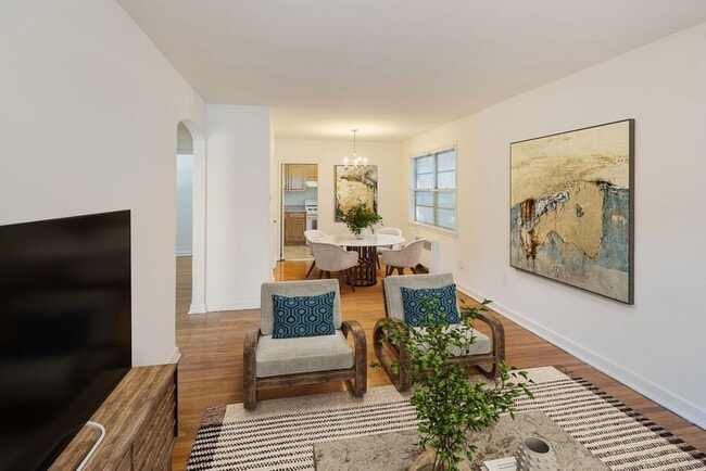 Building Photo - Llanberris Apartments