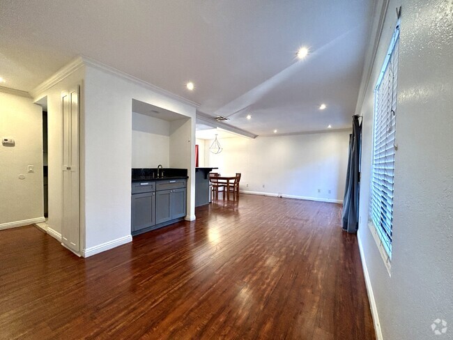 Building Photo - 1039 Mount Olive Dr Rental