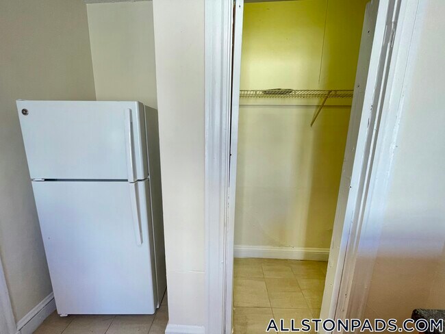 Photo - 5 Barrows St Unit 6