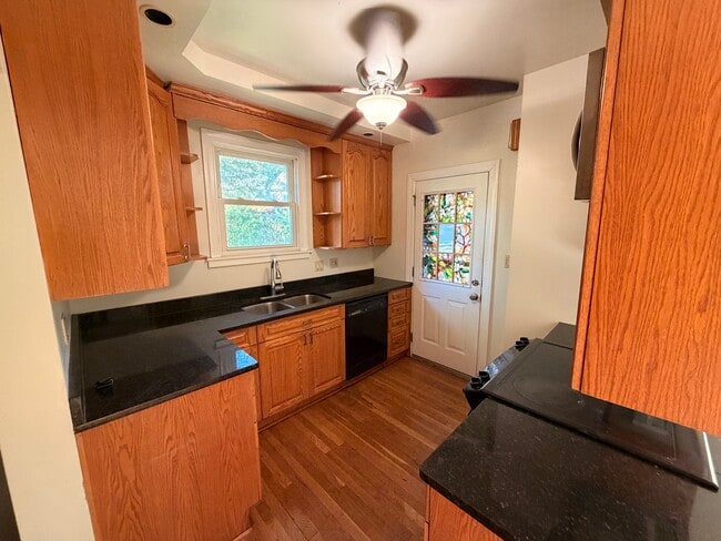 Photo - 248 Beverly Rd