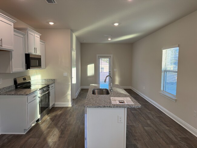 Photo - 13762 Logan Pl