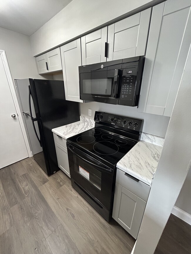 112 Prescott Pl Unit 112 Prescott Place