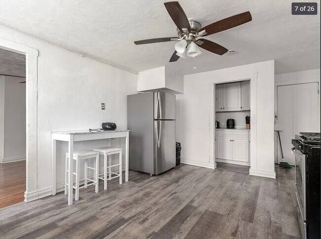 Photo - 173 School St Unit D