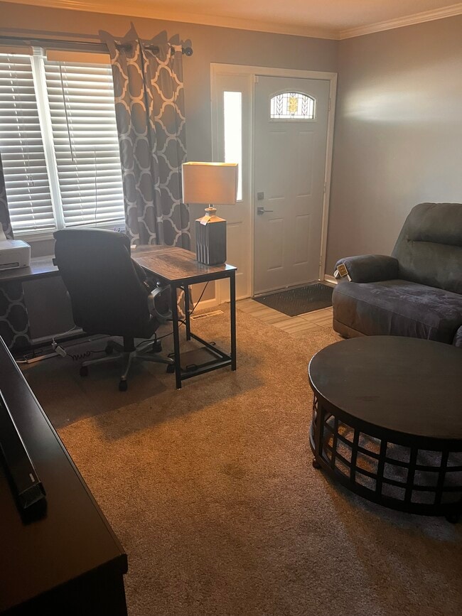 Photo - 2829 E Wood St