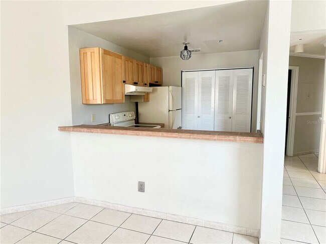 Photo - 2524 Woodgate Blvd Unit 201