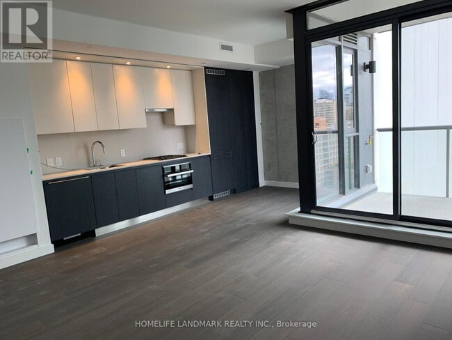 Photo - 81 Wellesley St E Unité 1304