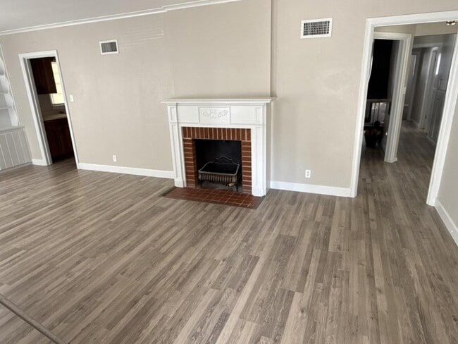 Photo - 1308 N Charles St