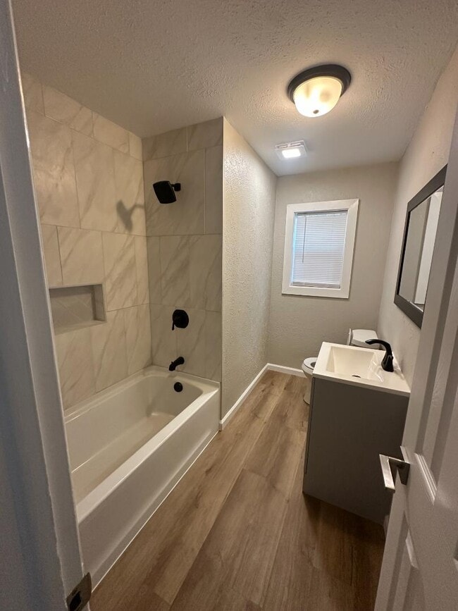 Photo - 106 E Florida Ave