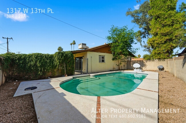 Photo - 1317 W 13th Pl