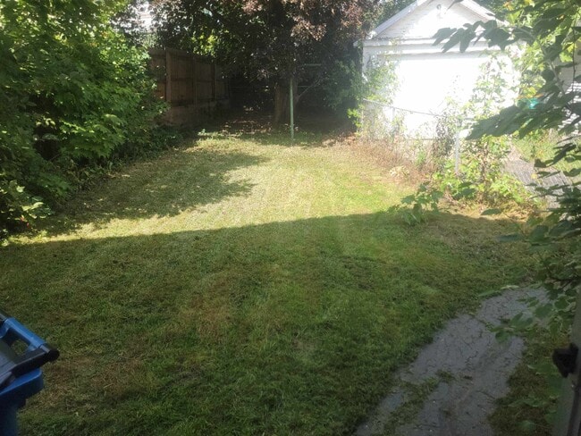 Photo - 127 E Kingman Ave