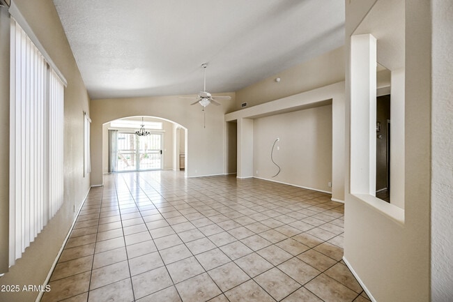 9021 W Escuda Dr
