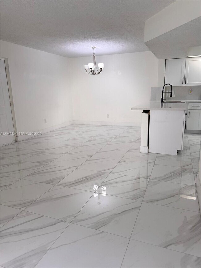 Photo - 18830 NW 57th Ave Unidad 106