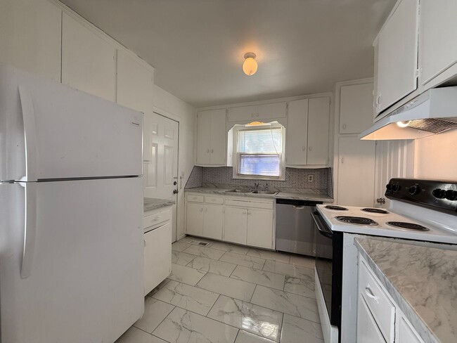 Photo - 1300 NW 83rd St House