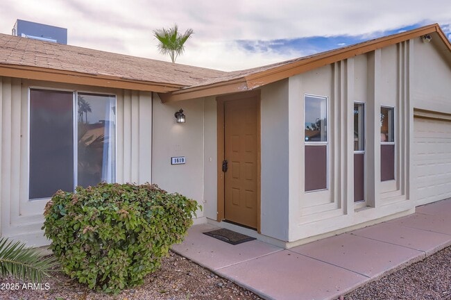 Photo - 1619 W El Alba Way