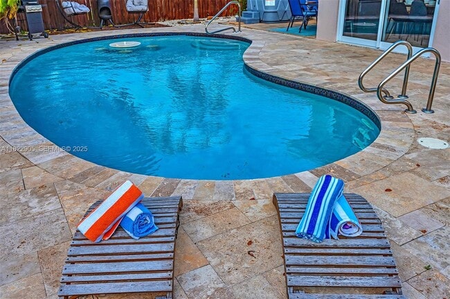 Photo - 4633 SW 28th Ave