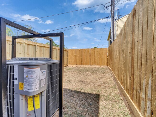 Photo - Brand New 3-Bedroom Duplex in Houston