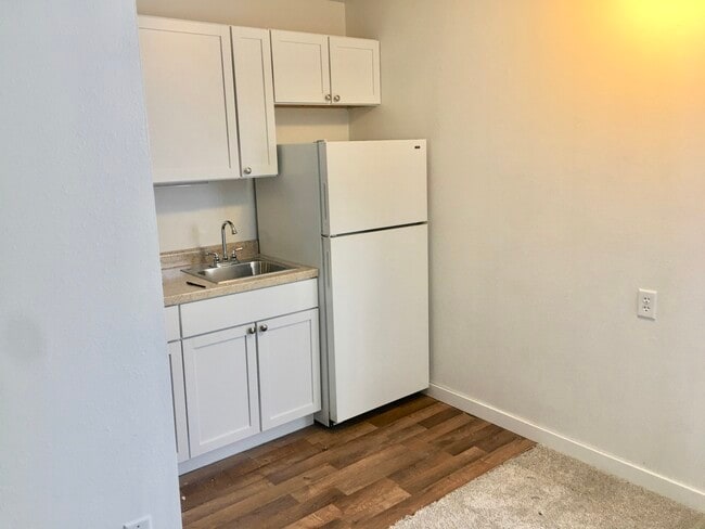 Studio Kitchen