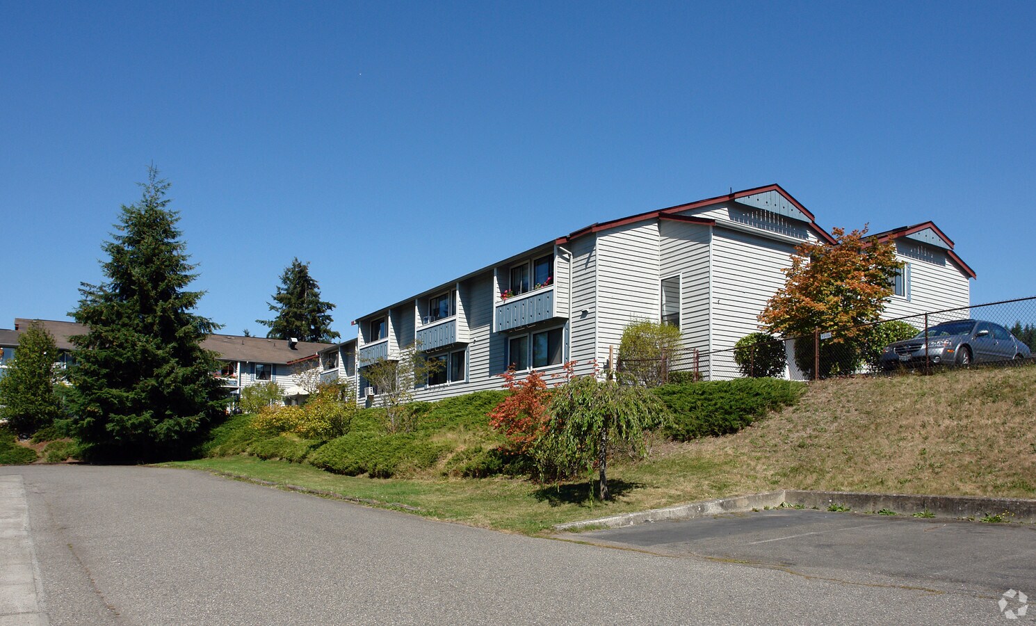 Photo - Fjord Manor Apartments