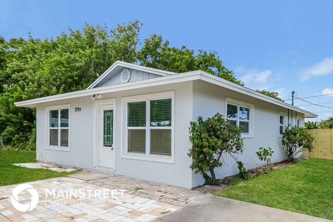 Photo - 3299 SE Garden St