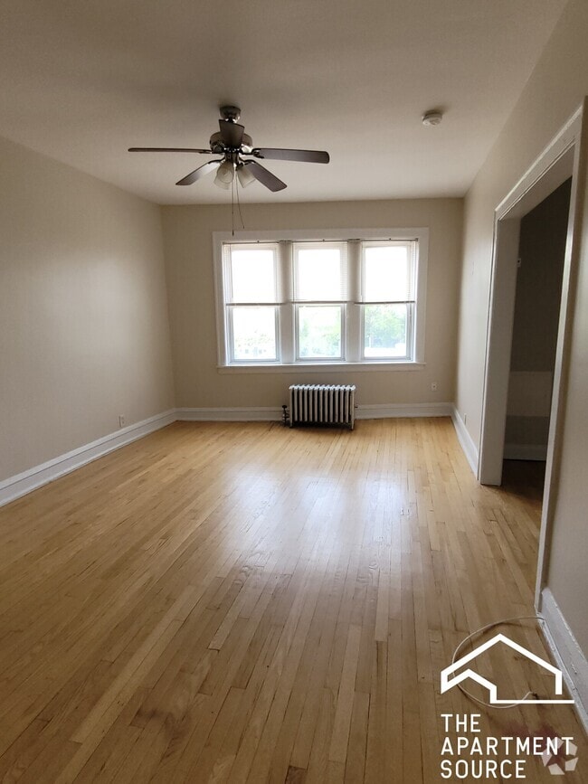 Building Photo - 1145 W Morse Ave Rental