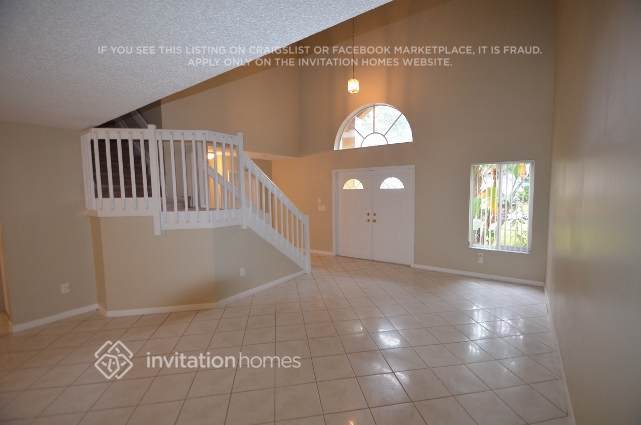 Photo - 930 SW 88th Terrace