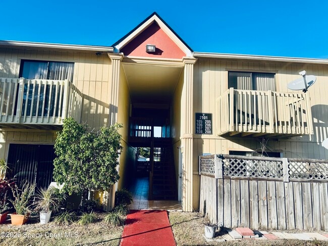 Building Photo - 2101 Forest Knoll Dr NE Unit 01-206