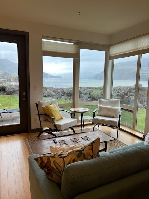 Building Photo - 26 Mosier Creek Pl Rental