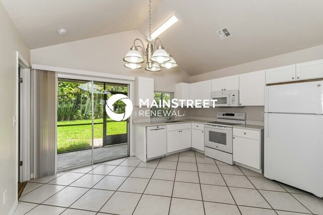 Photo - 3 Bedroom Pet-Friendly Home in CAPE CORAL, FL with Main Street Renewal