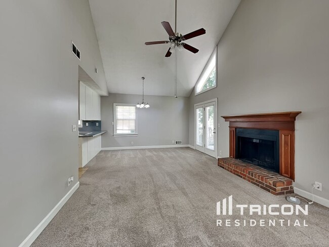 Photo - 8458 Hightower Trail SW