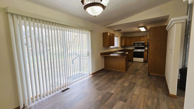 Photo - 2-Bed, 2-Bath, Single Level Home by Ponderosa Gold Course in Coeur d'Alene