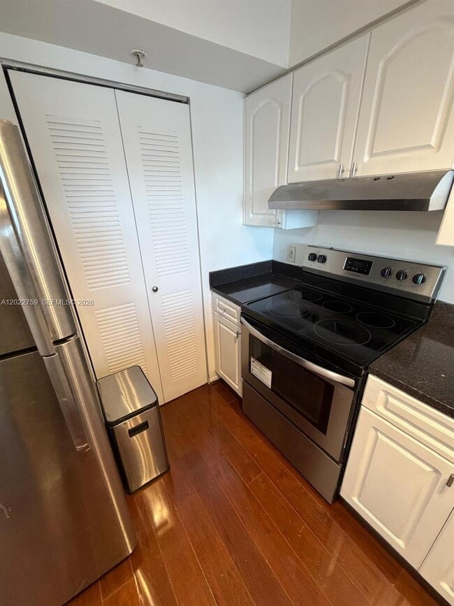 Photo - 102 SW 6th Ave Unit 305