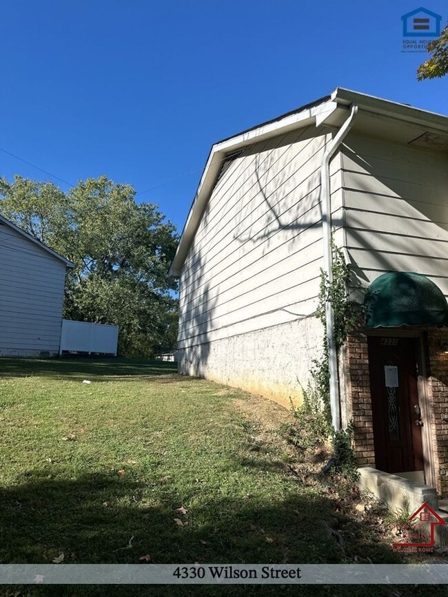 Photo - 4330 Wilson St