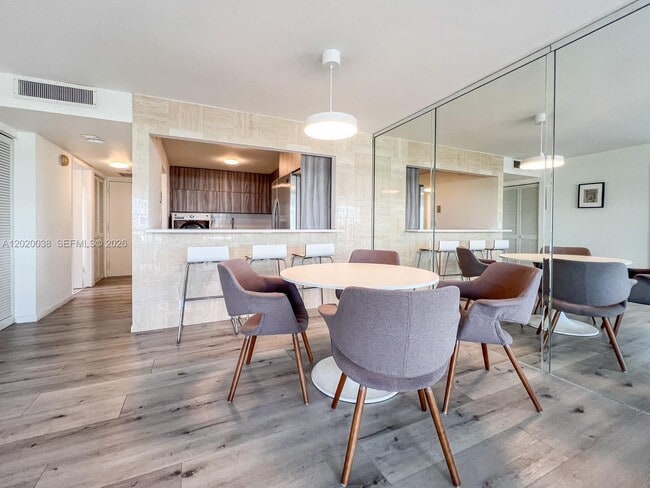 Photo - 1901 Brickell Ave Unit B2004