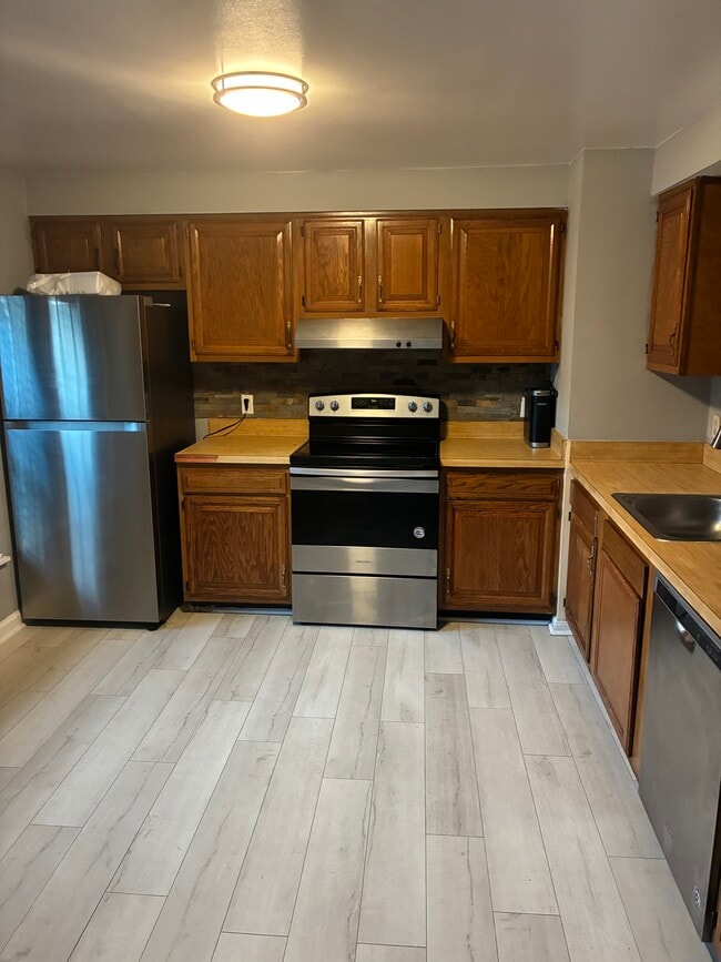 Photo - 623 Saint Georges Station Rd