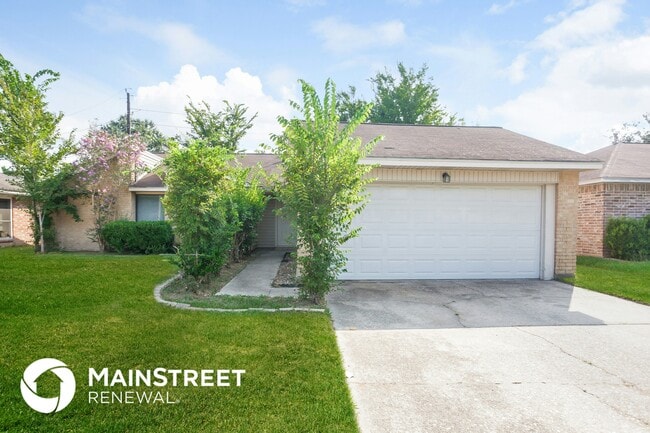 Building Photo - 24018 Beaverwood Dr