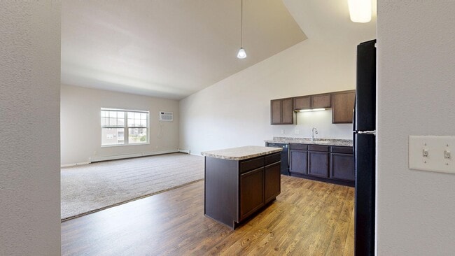 Photo - Falcon & Mallard Heights