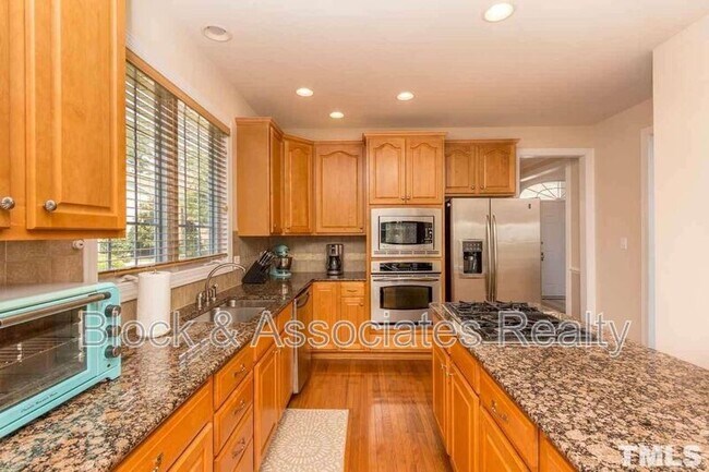 Photo - 9602 Heathermill Ln