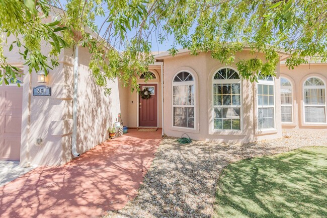 Spacious 4 bedroom 2 bath House - Spacious 4 bedroom 2 bath House