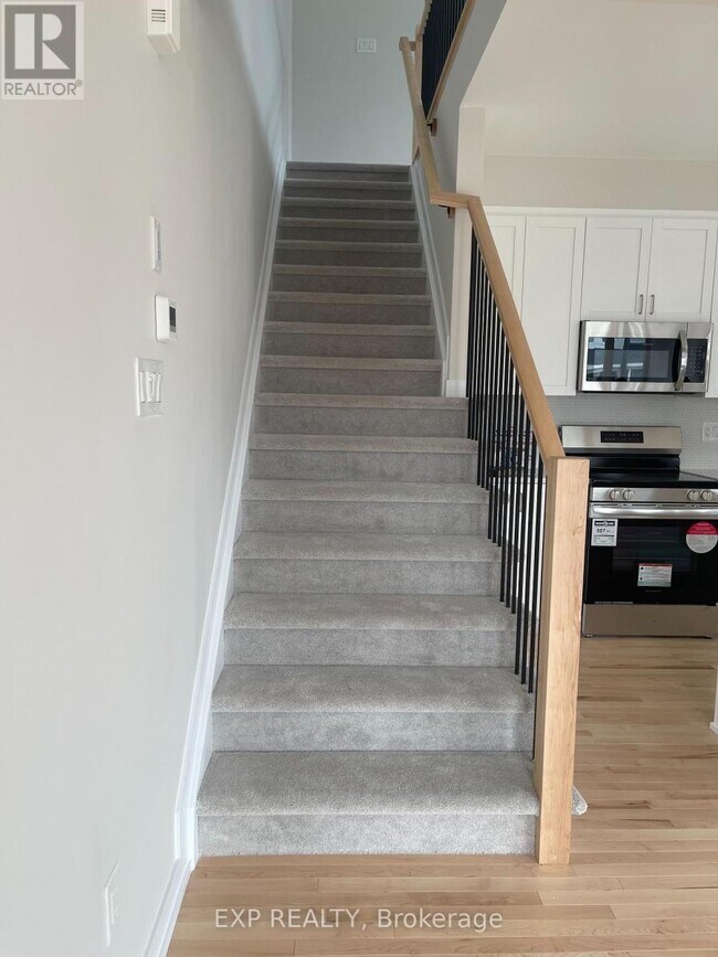 Photo - 510 Oldenburg Ave