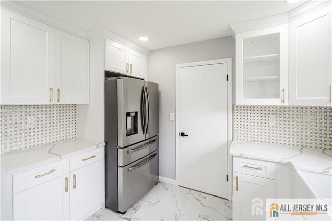 Photo - 366 Mulier Ave