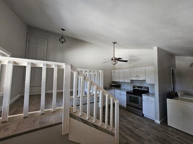 Photo - 59 W Cotton Ct